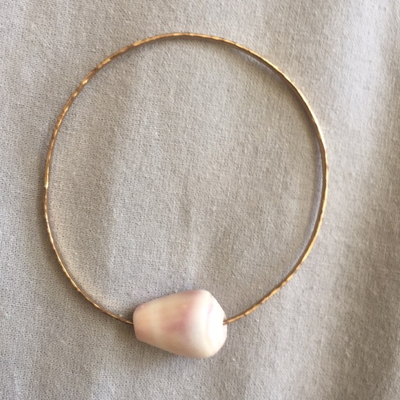 Shell Bangles - Picture 5 of 6